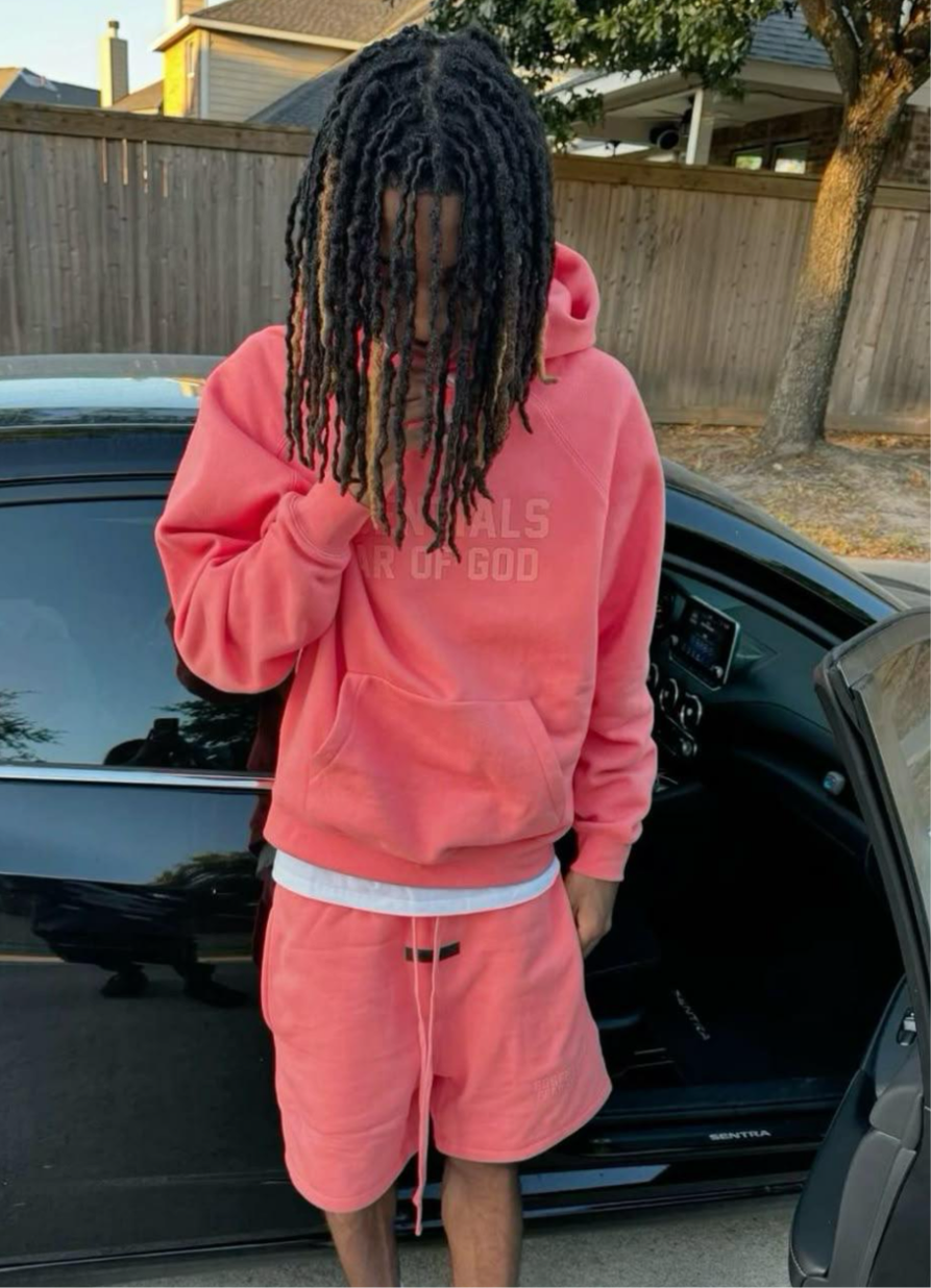 Fear of god Essentials FW22 Hoddie ‘ Coral ‘