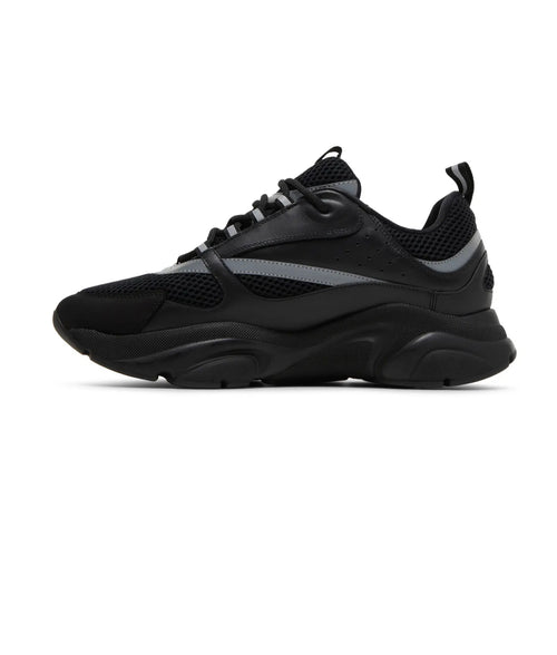 B22 - Full Black