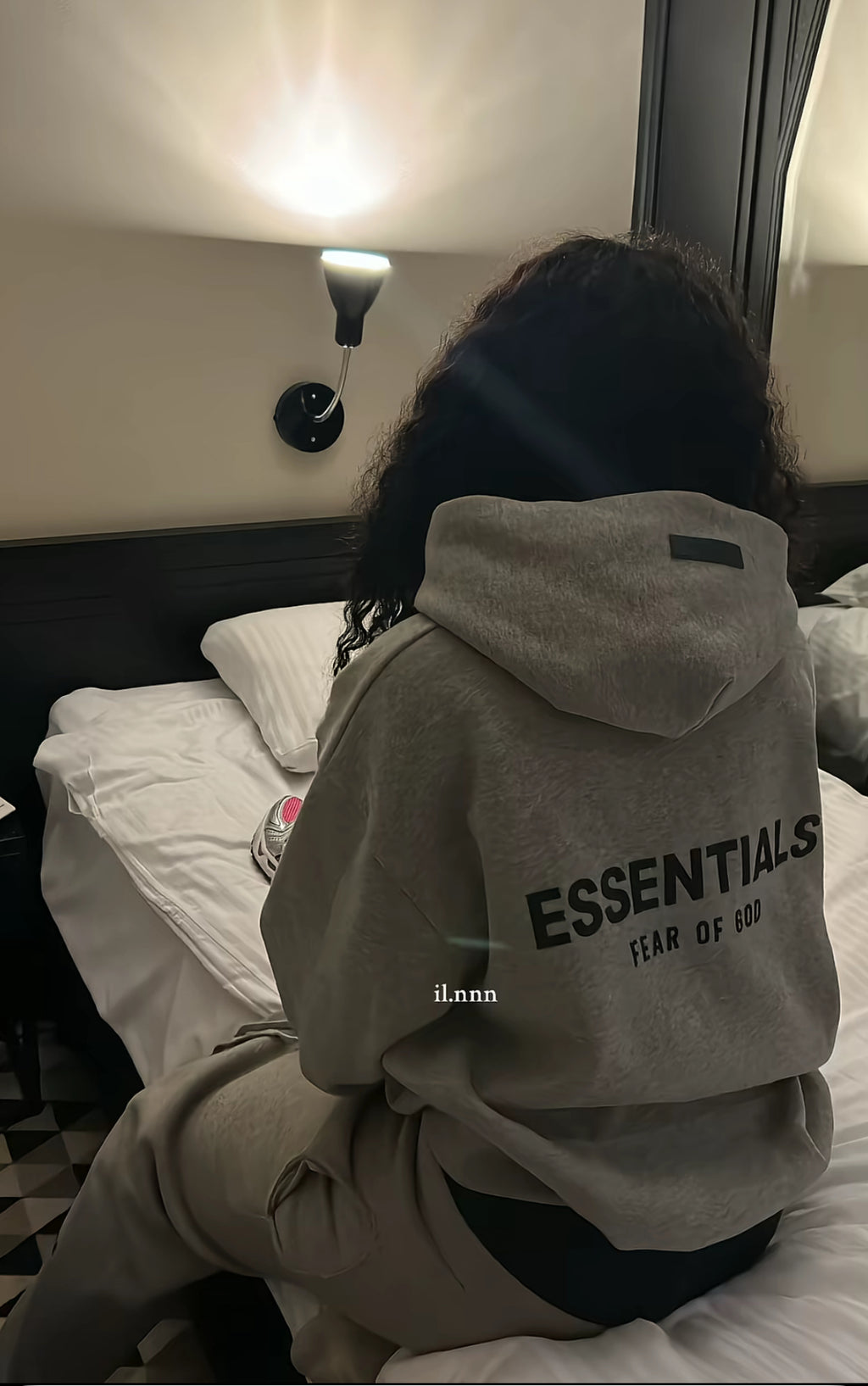 Fear of god Essentials SS22 ‘ Dark Oatmeal ´