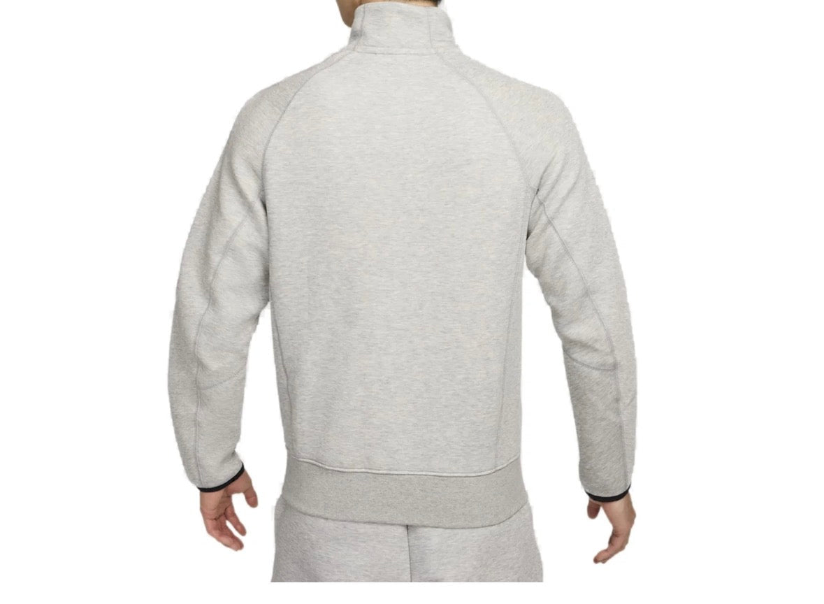 Haut Nike tech Fleece gris