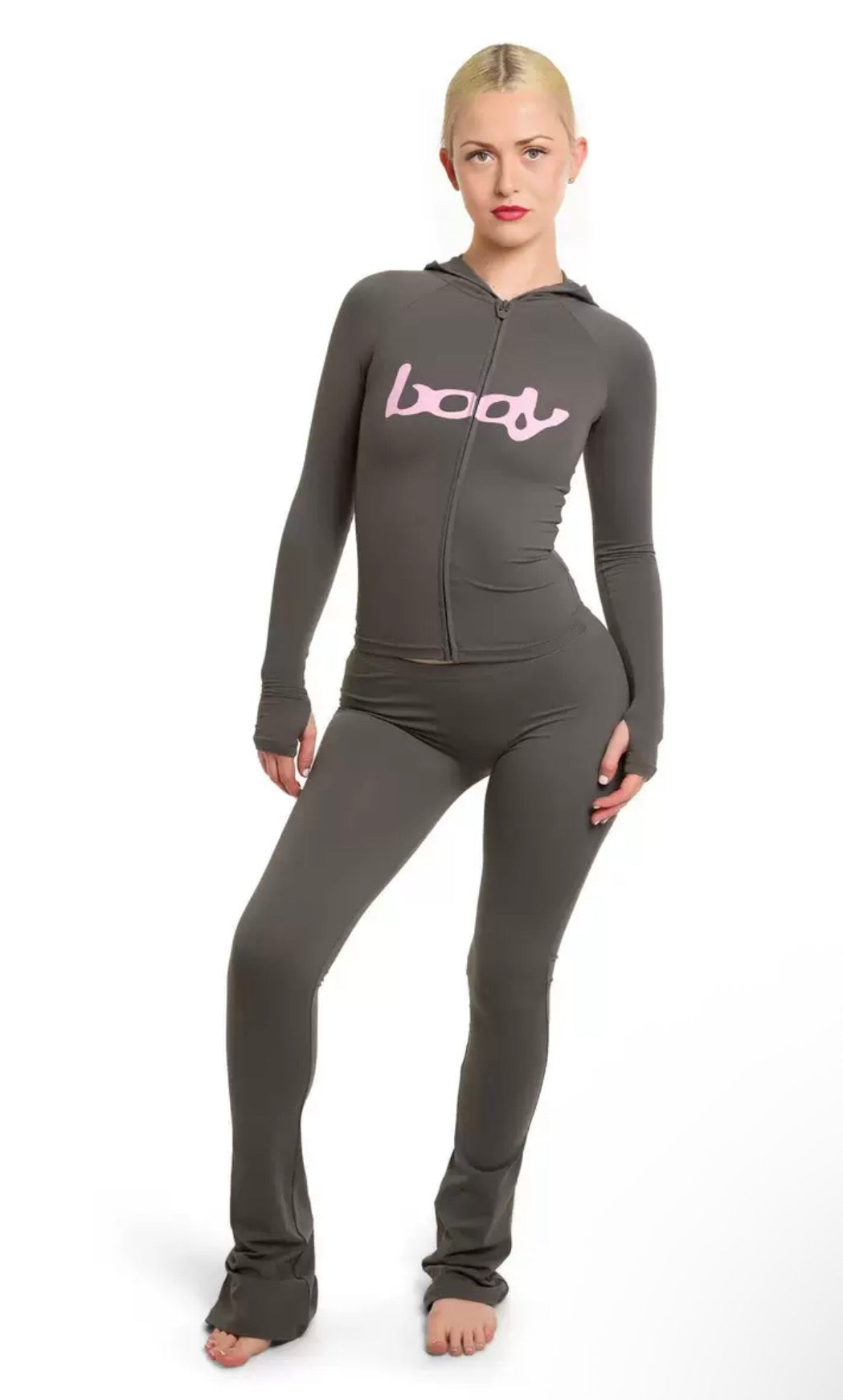 bodybyraventracy - gris