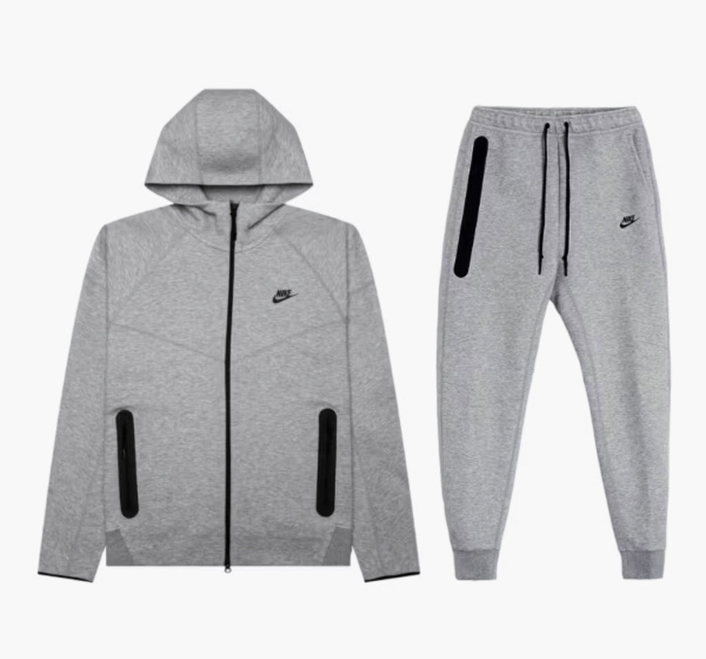 Nike tech gris