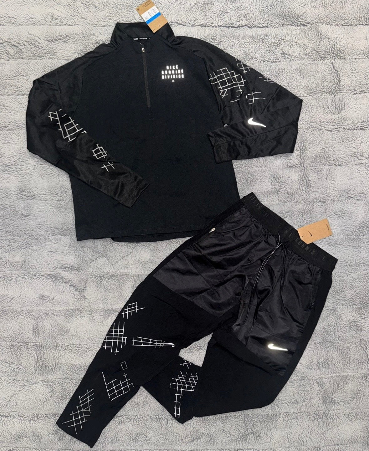 Set running nike division black